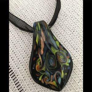 Glass necklace 🌷NWOT🌷